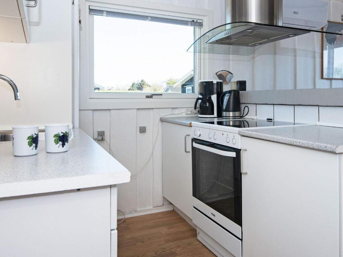 4 Person Holiday Home In Hemmet Bagian luar foto